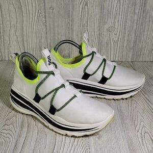 UGG Lace Runner White Yellow Black Athletic Sneakers Womens Size 8